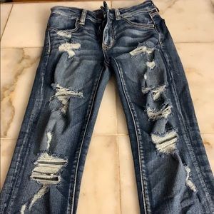 AE never worn hole jeans